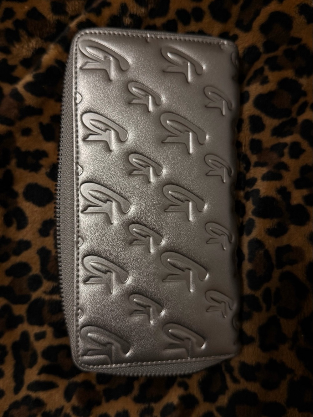 Monogram “platinum” tote & matching wallet - Picture 3 of 9